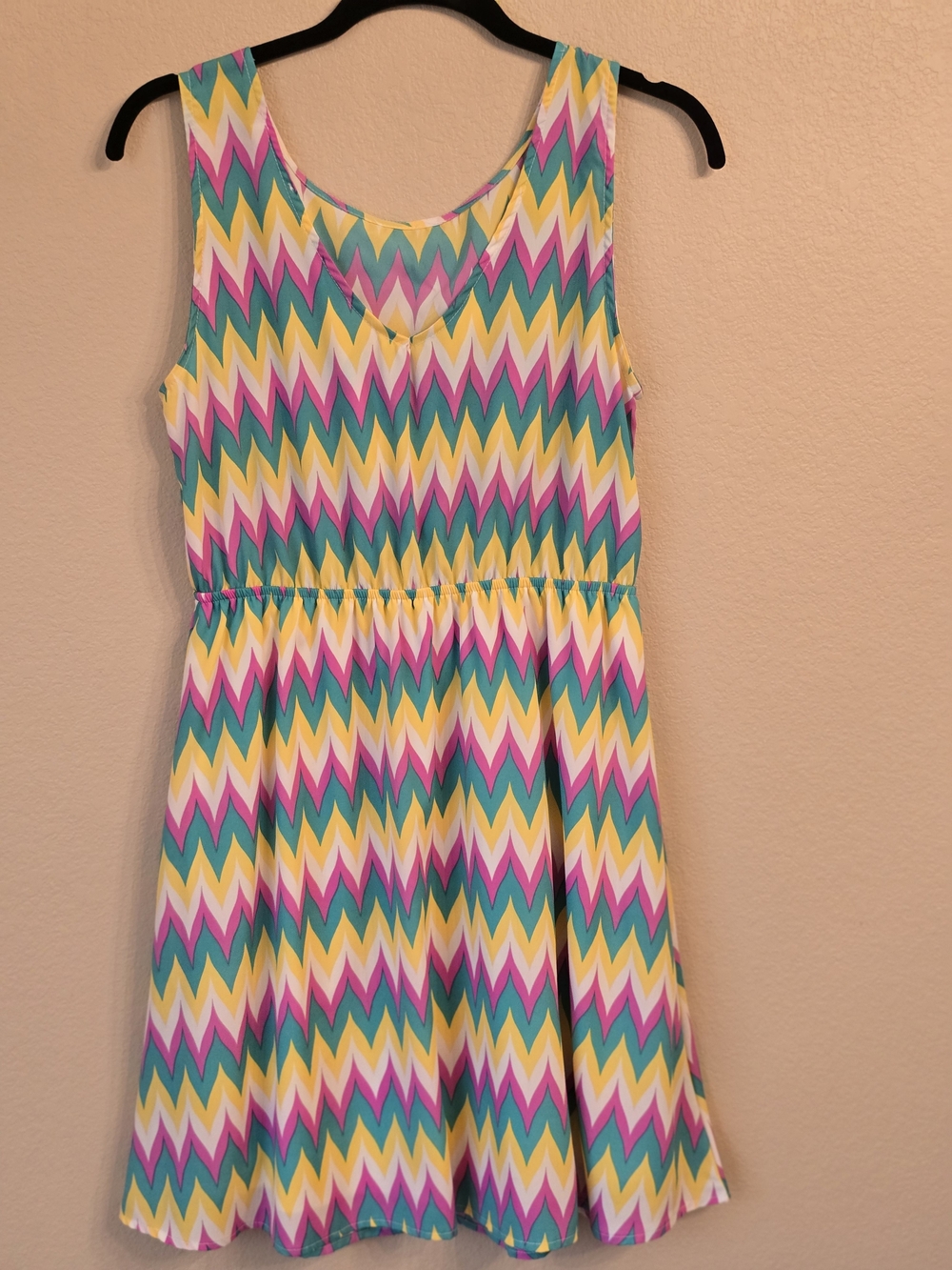 Chevron Sleeveless Y2k Summer Dress in Teal, Pink & Yellow Size Large - Picture 4 of 5